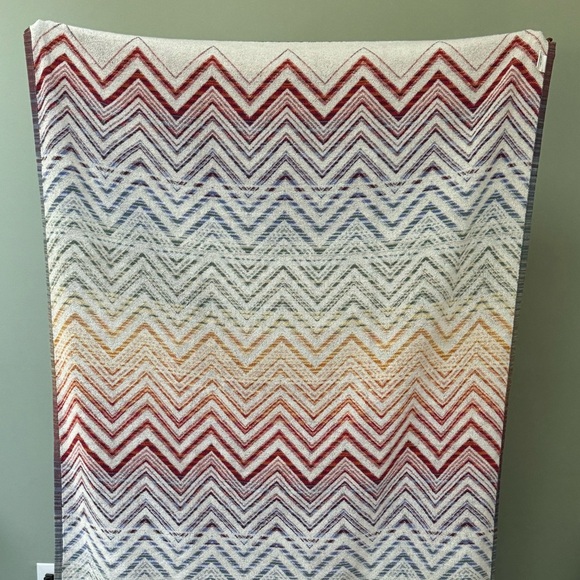 Missoni Tolomeo Beach Towel New zig zag print, oversized Color:Aranci 40” X 70” - Picture 3 of 8